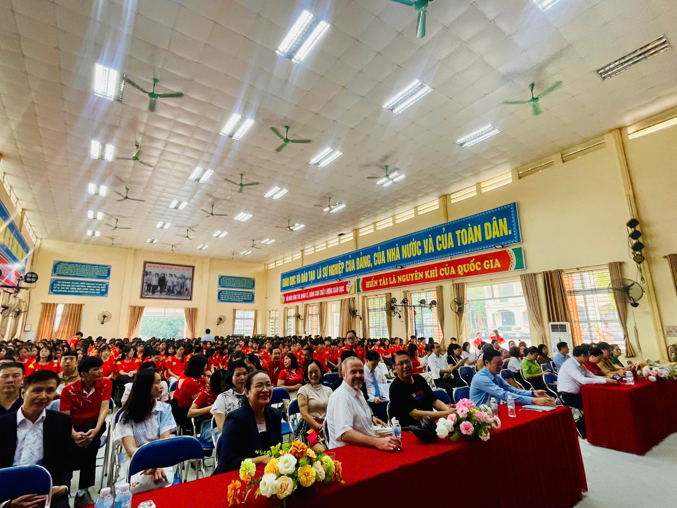 TƯ VẤN DU HỌC MIỄN PHÍ